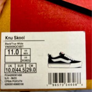 Vans Knu Skool size 11 Men’s